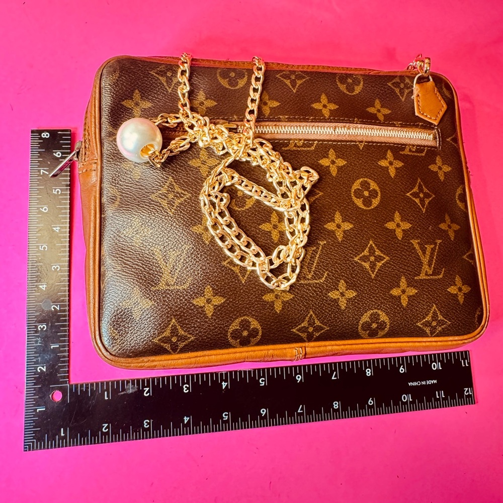 Sold out Louis Vuitton Tan and Brown Monogram Crossbody Bag - Picture 14 of 16